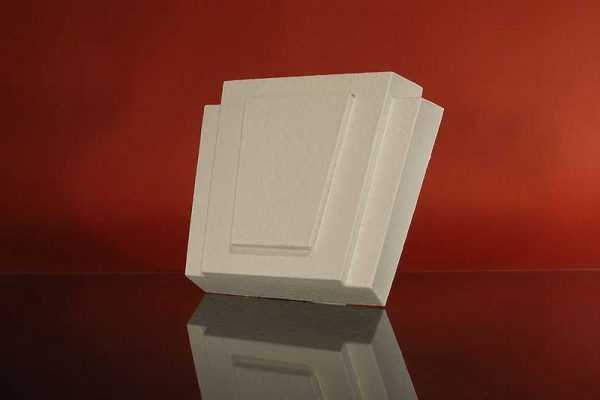 Zwornik styropianowy dekoracyjny ZE3A z podkładką